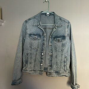 light wash jean jacket with button clasps, runs small